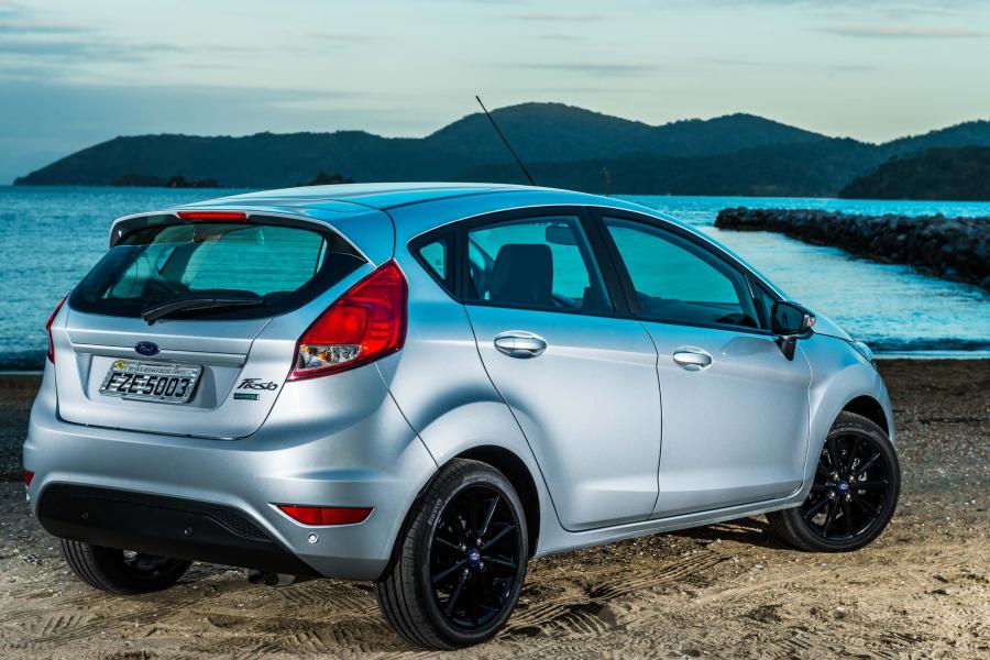  Ford Fiesta Style 2017 года  (LA) (фото 5 из 21)